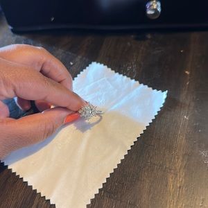 Modern gents ring